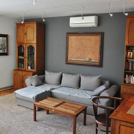 Appartement Apartman Jazzar à Aranđelovac Extérieur photo